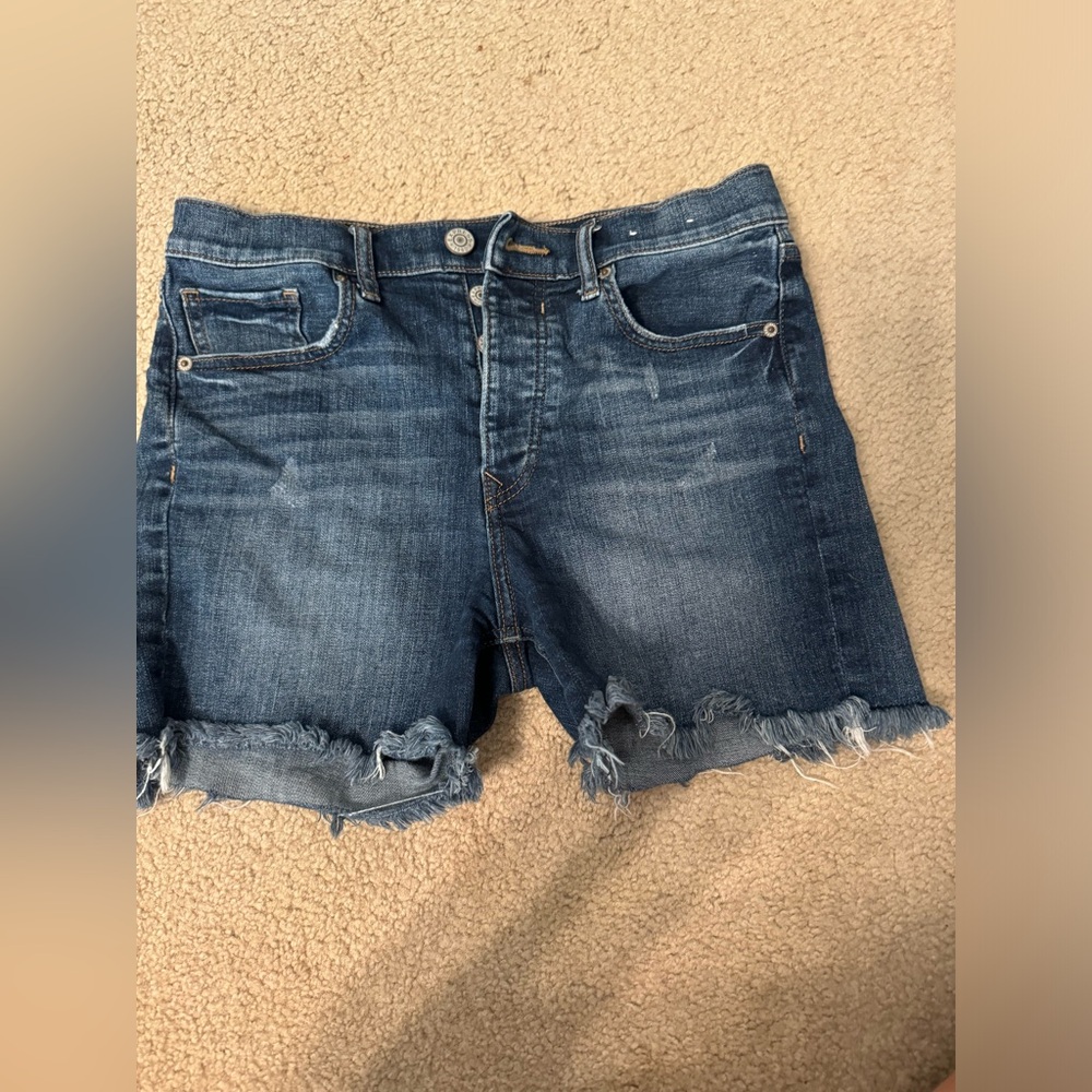 Express Shorts